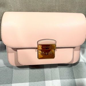 beautiful bags 100% original Michael Kors